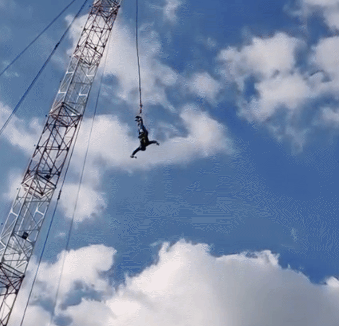 anima&ccedil;&atilde;o de salto de bungee jump
